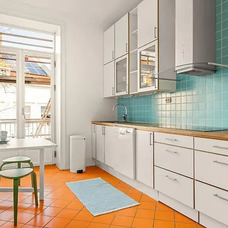 Dinbnb Homes I Historical 1896 Residential *