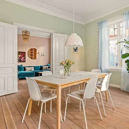 Dinbnb Homes I Historical 1896 Residential *